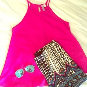 Francesca’s hot pink tank top